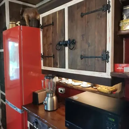 Traditional House With The Sauna And Free Parking *